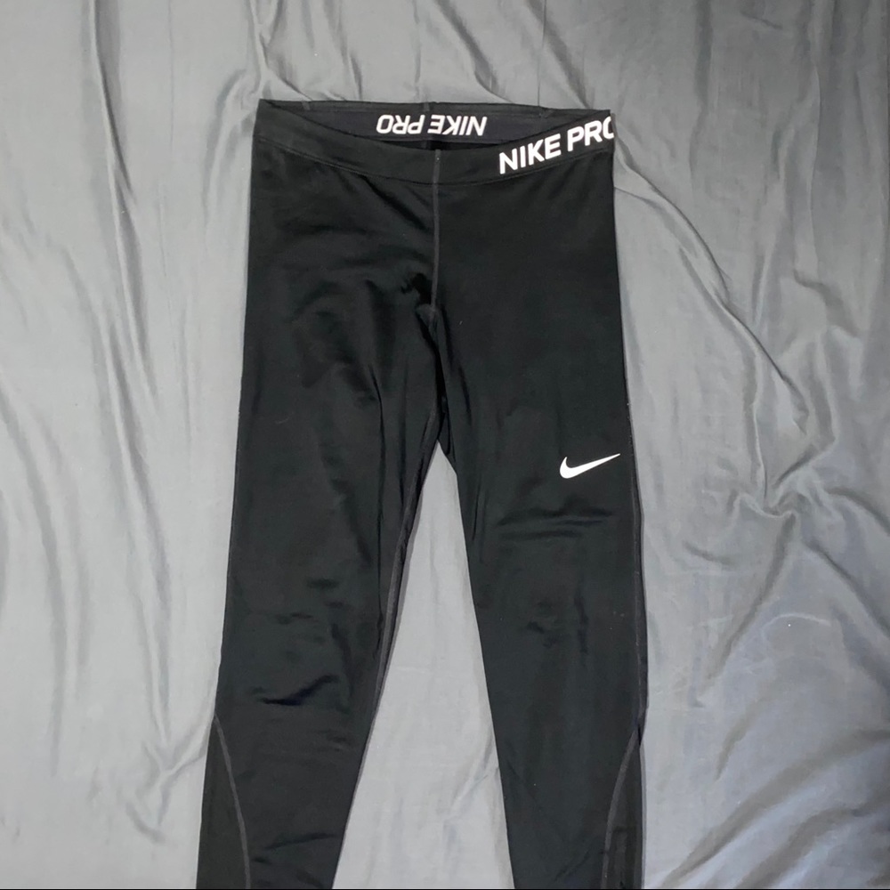 NIKE black leggings